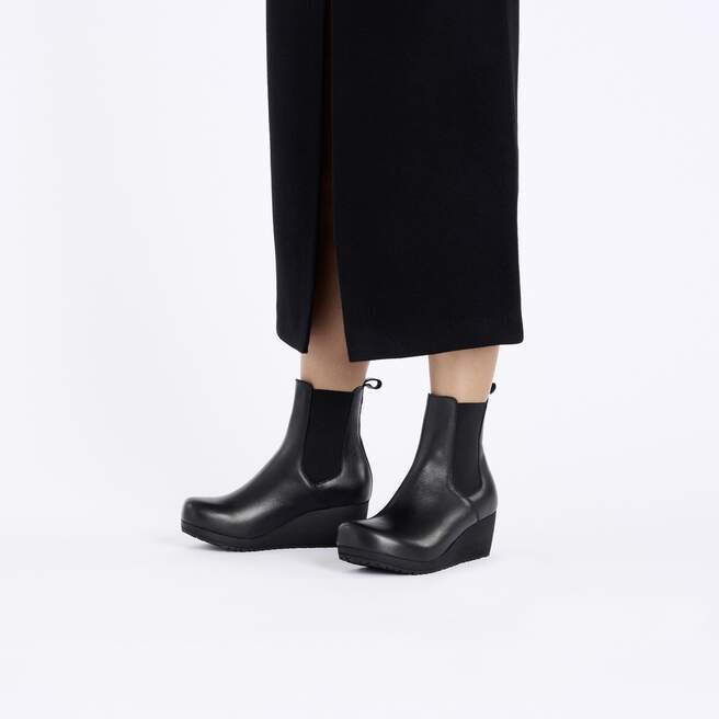Ebba Slip-On Leder Schwarz Schwarz Ebba Slip-On Leder Schwarz Schwarz