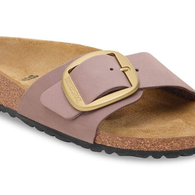 Madrid mit Big Buckle aus Nubukleder Madrid mit Big Buckle aus Nubukleder
