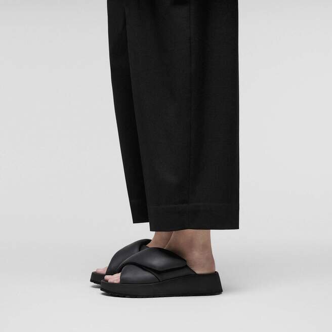 Theda Cross Strap Naturleder Theda Cross Strap Naturleder